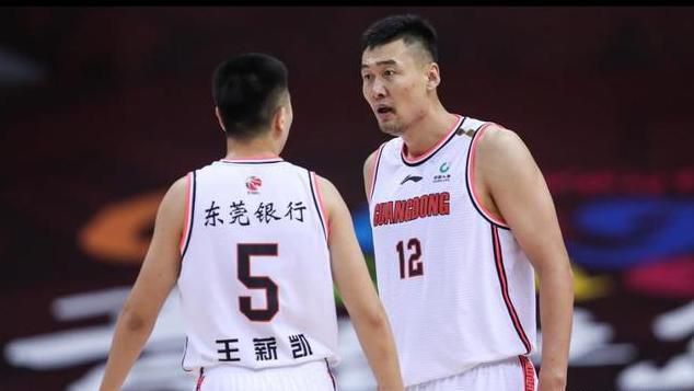 今日NBA重要伤停08:30 太阳 VS 猛龙杜兰特：出战格雷森-阿伦、利特尔、比尔、达米恩-李 ：缺席科洛克：缺席09:00 爵士 VS 灰熊奥利尼克、克拉克森：可能出战邓恩、马尔卡宁：缺席拉拉维亚、蒂尔曼、肯纳德、斯马特、亚当斯、莫兰特、布兰登-克拉克：缺席09:00 76人 VS 鹈鹕豪斯、乌布雷：缺席麦科勒姆、：出战南斯、马特-里安、特雷-墨菲：缺席10:00 火箭 VS 掘金范弗利特、泰特、阿门-汤普森、奥拉迪波：缺席约基奇、阿隆-戈登、贾马尔-穆雷：出场成疑弗拉特科-坎卡：缺席11:00 快船 VS 国王梅森-普拉姆利、波士顿：缺席基根-穆雷：出场成疑莱恩：缺席专家推荐【周教练】足球12中9 带来11月30日早间9:30哥伦甲 卡利体育会 VS 托利马【易球胜】足球5中4 带来11月30日早间09:06墨联 利昂 VS 墨西哥美洲队【朱立宇】篮球10连红 带来11月30日早间10:00NBA 火箭 VS 掘金；11:00NBA 快船 VS 国王今日热点赛事今日上午10:00，NBA 火箭 VS 掘金；快船 VS国王，朱立宇（10连红），早间08:30NBA 太阳 VS 猛龙，王岳（7中6）等专家将带来精彩解析，敬请关注！